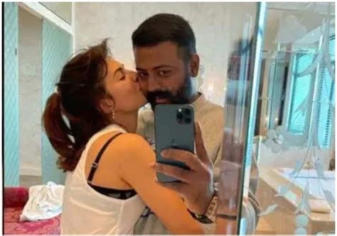 Jacqueline Fernandes gets a romantic letter from conman Sukesh Chandrasekhar on her birthday ...