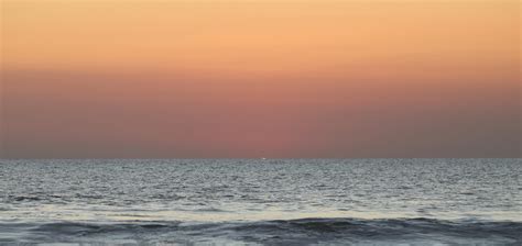 the elusive green flash, santa teresa, costa rica : r/sunset