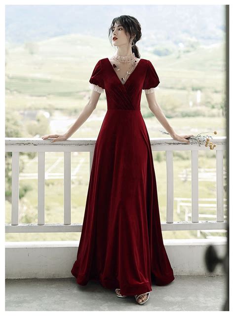 Wine Red Elegant Velvet Short Sleeves Wedding Party Dress Formal Dress ...