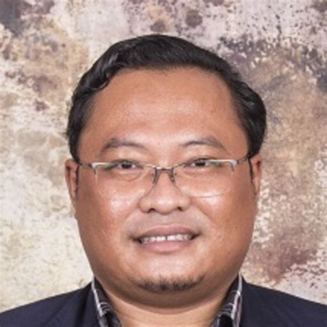 erwin hermawan lecturer master  science universitas ibn khaldun