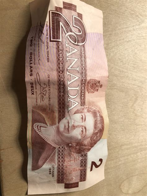 Canadian 2 dollar bill worth might be more than you think 26