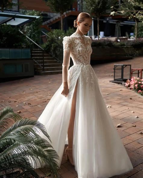 Gorgeous Bohemian Women's Wedding Dresses Lace Appliques Princess Brid