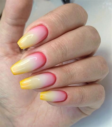 Градиент маникюр с молочным гелем | Nails, Beauty