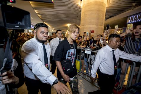 Show luo; show lo; stage; stage hyaline of world; lee teng; ilovestage