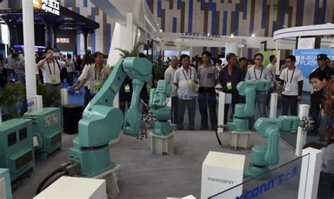 Foxconn plans to automate all its factories in China | NoypiGeeks