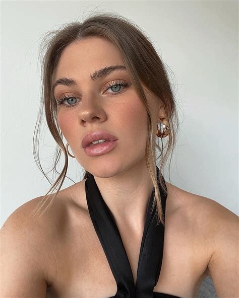 🤍 Models 🤍 Fotografen 🤍 MUA‘S 🤍 Content Creators 🤍.. etc. Wer möchte