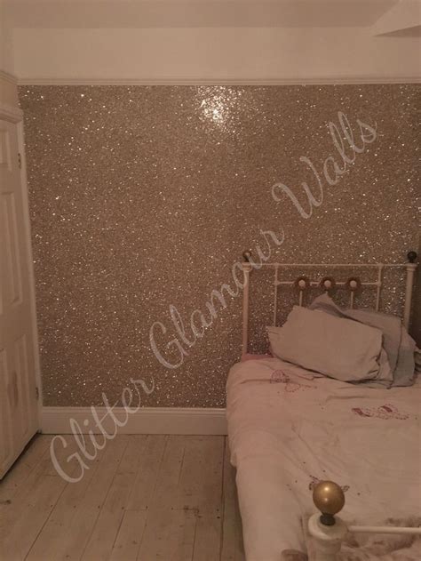 Silver Glitter Wallpaper Bedroom Ideas | Glitter wallpaper bedroom ...