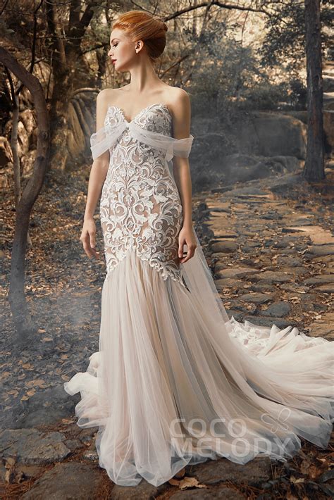 Blushing Coral Wedding Dresses: Embrace the Radiant Elegance for Your