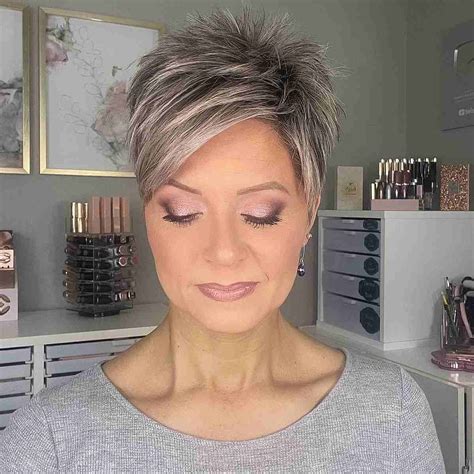 These attractive types of haircuts will give you a fresh style. Why not ...