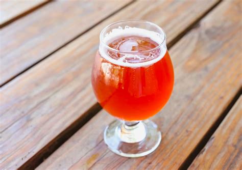 What is Sour Beer? The History, Types of Sour Beer, and More - Beer ...