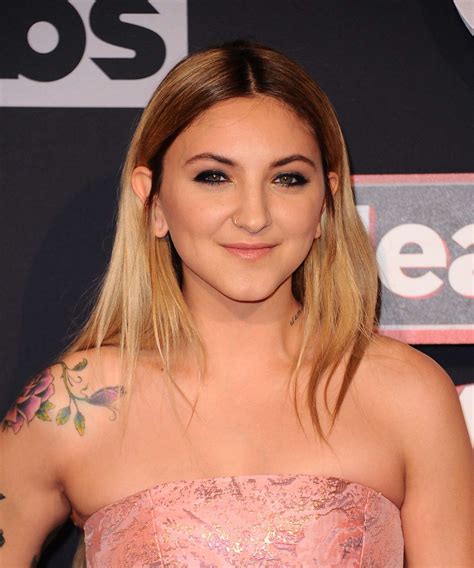 Julia Michaels Wallpapers - Top Free Julia Michaels Backgrounds