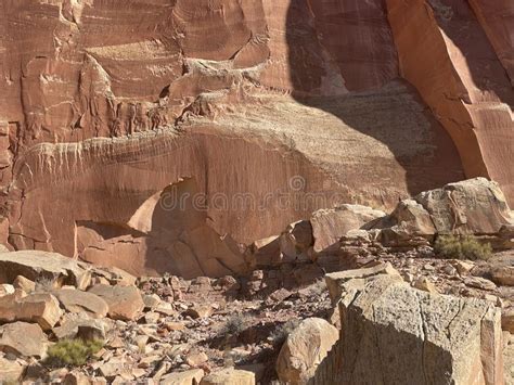 Fremont People - Petroglyphs - Capitol Reef Stock Photo - Image of