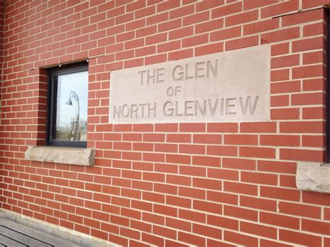North Glenview Metra Station - Glenview, Illinois | Metra, train station