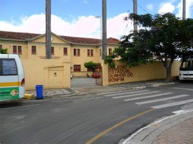 Colegio Estadual Senhor Do Bonfim - POESIA É VIDA: POETA MÁRIO QUERINO NA CIDADE DE SENHOR DO BONFIM