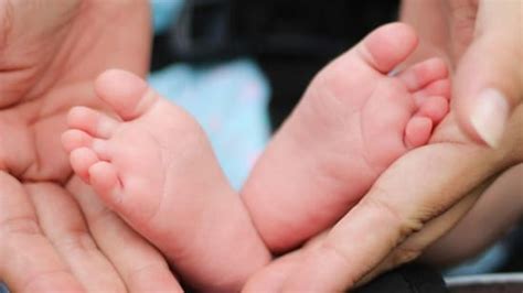 6 things no one tells you about being a new mom | Hindustan Times