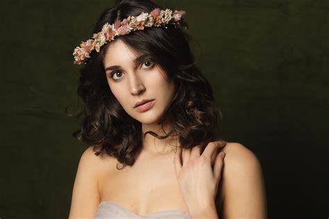 Couronne Nude - Le Dahlia Noir