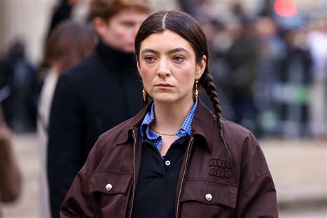 Lorde's Pamela Anderson, Tommy Lee Sex Tape Lyrics