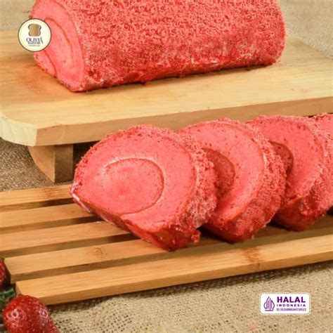 roll strawberry slice