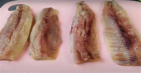 Закусочный рулет из сельди - Со Вкусом