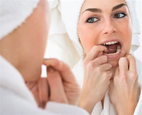 how to get popcorn kernel out of gums