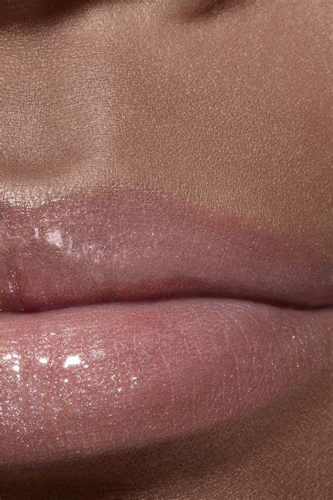 ROUGE COCO GLOSS Moisturising gloss 722 - Noce moscata | CHANEL