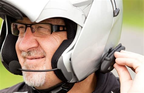 7 Best Motorcycle Bluetooth Headset Reviews And Comparisons « PickMyHelmet