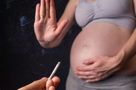 Fumo passivo in gravidanza, l'inatteso effetto per il feto - TantaSalute.it