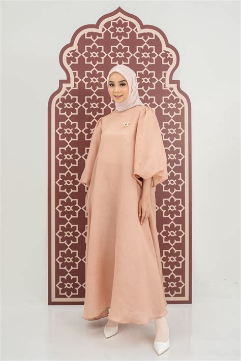 Heidy Dress – Wearing Klamby