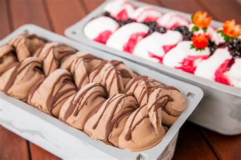 A Brasileira Sorvetes Artesanais - Amoratto - Sorvetes Artesanais (Gelatos) na cidade Florianópolis