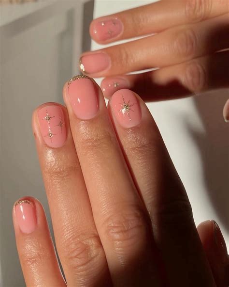 Pin by Carmen MB on Uñas | Short nail designs, Round nails, Nail designs