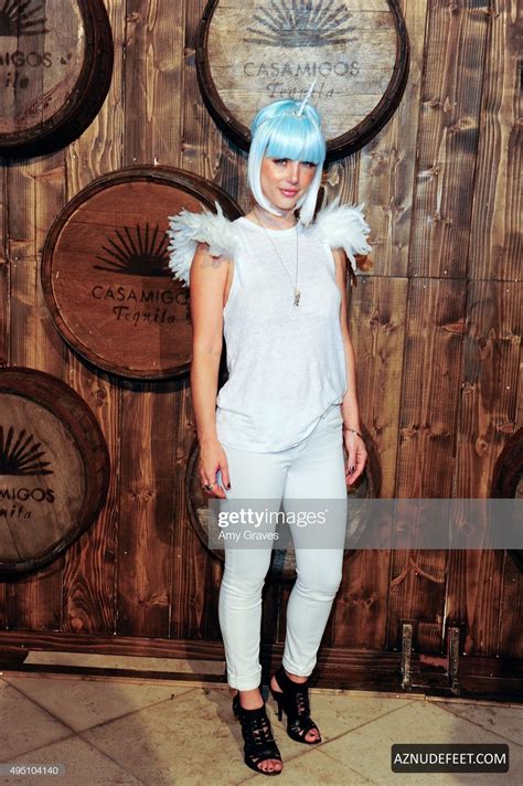 NICOLE MARIE LENZ Feet - AZNudeFeet