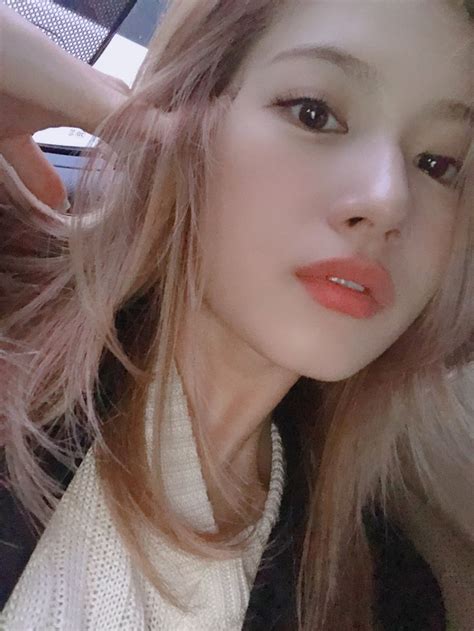 Pin on twice | Twice sana, Twice, Minatozaki sana
