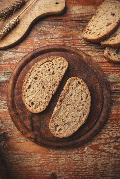Premium Photo | Slices of bread