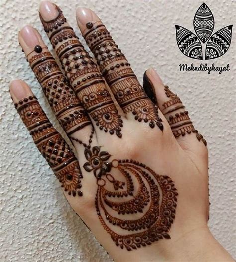 51 Mehndi Designs for Diwali to Celebrate the Festival of Lights ...