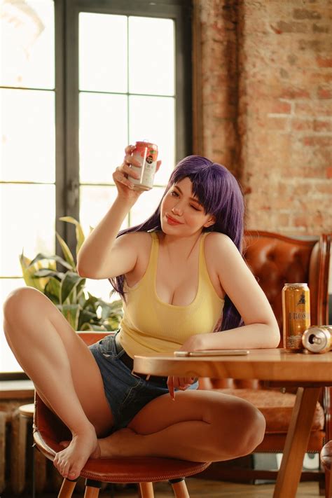 Misato Katsuragi by Alina Becker : r/cosplaygirls