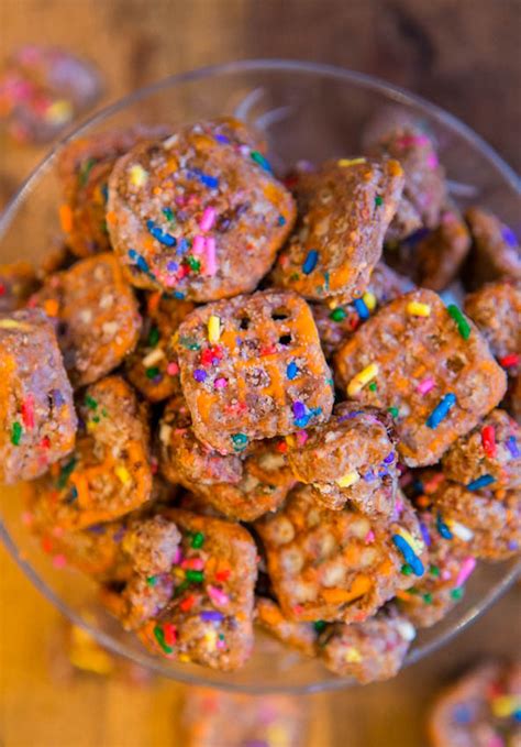 18 Super Bowl Finger Food Recipes To Munch On Game Day