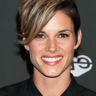 Missy Peregrym - Bio, Age, Net Worth, Married, Facts, Career