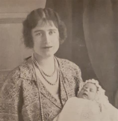 born   queen birth wise