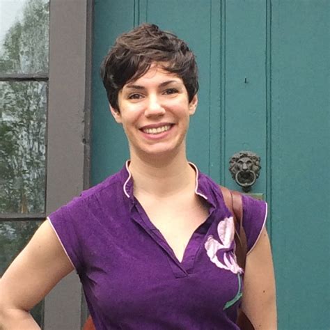 Sara Egan – Medium