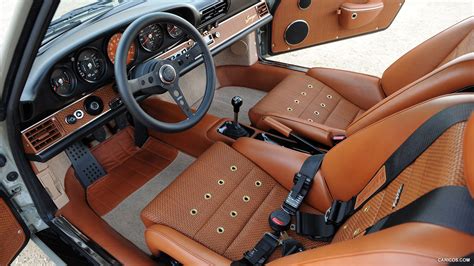 Singer Porsche 911 | Interior