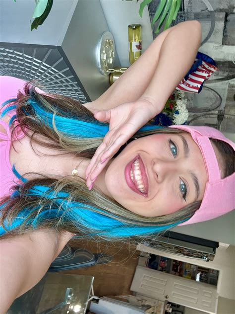 Leyla Star | El fin y el inicio… | Instagram