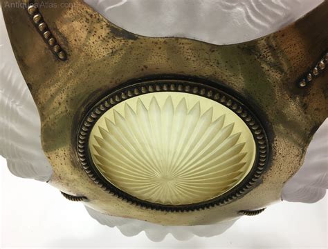 Antiques Atlas - Art Deco Clam Shell Odeon Ceiling Shade