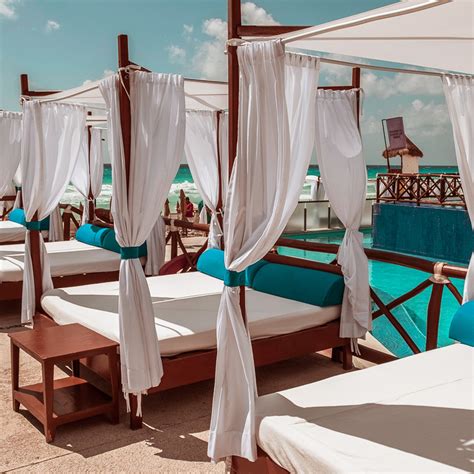 Day Passes & Beach Clubs | Taste of Cancun | Flavors of Cancun, Mexico