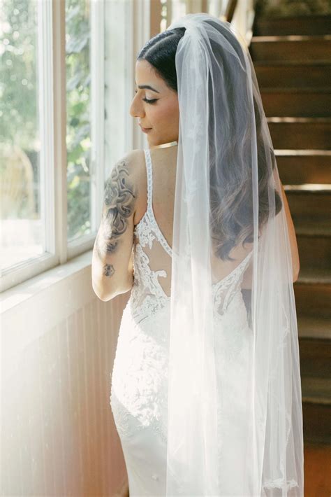 Real Martina Liana Bride Valentine + Patrick - Pretty Happy Love