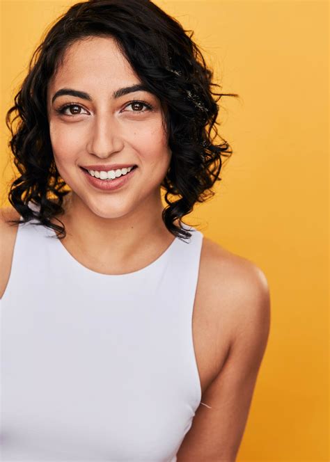 Arti Ishak | Steppenwolf Theatre