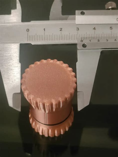 Free 3D file EDC container (18x38mm inside) 🧰 ・3D printable object to ...