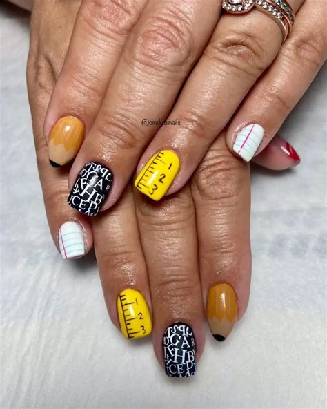 23+ Cute Back To SCHOOL Nail Ideas (2024) - DrExplains
