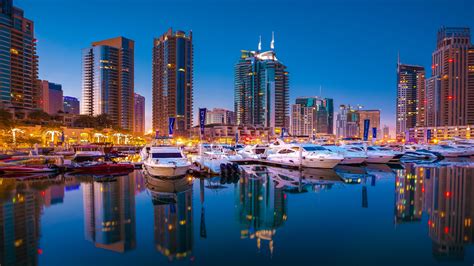 Dubai Marina full with yachts - backiee