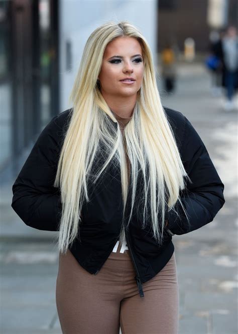 Apollonia Llewellyn - Photoshoot in Manchester City Centre in London 11