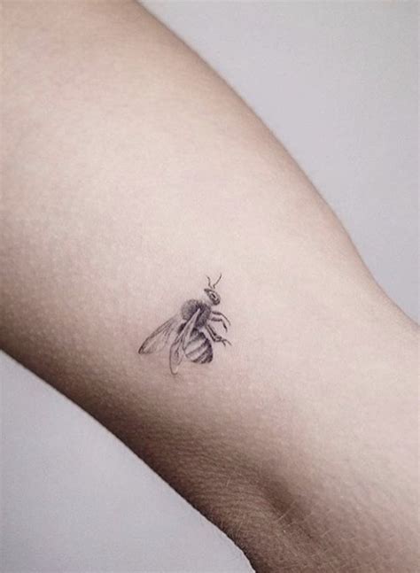 Minimalist bee tattoo - lopezrecovery